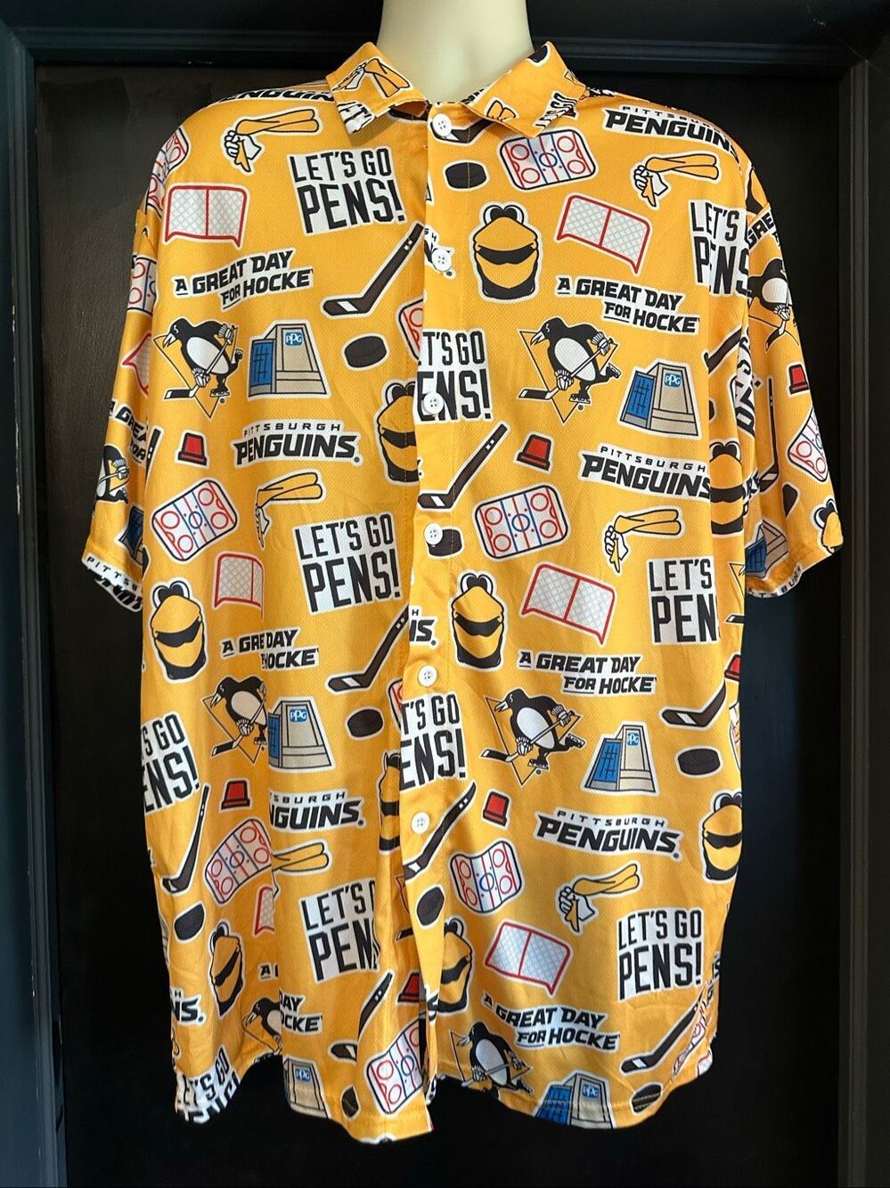 Rare Pittsburgh Penguins Hawaiian Golf Style Button Up Shirt SGA Men's XL